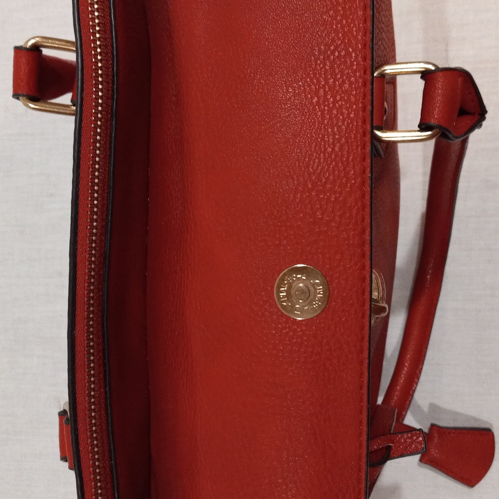 Handbag/Crossbody - Picture 13 of 15